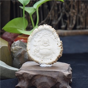 鹿角盘雕刻—《弥勒纳福》